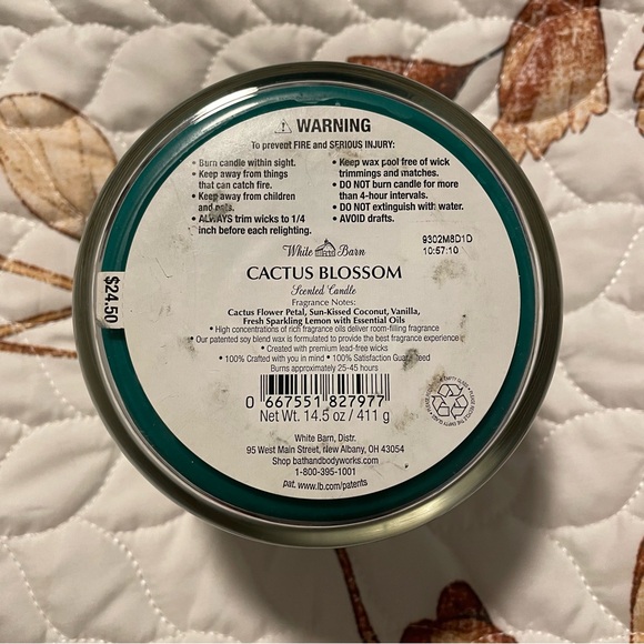 White Barn Cactus Blossom Scented Candle - Picture 3 of 3